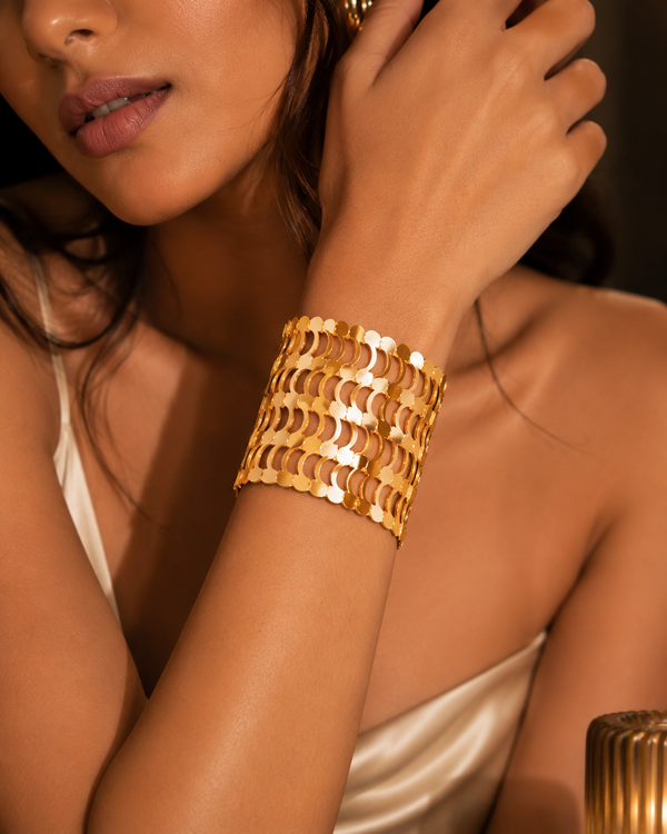 💛✨Golden Wave cuff bracelet