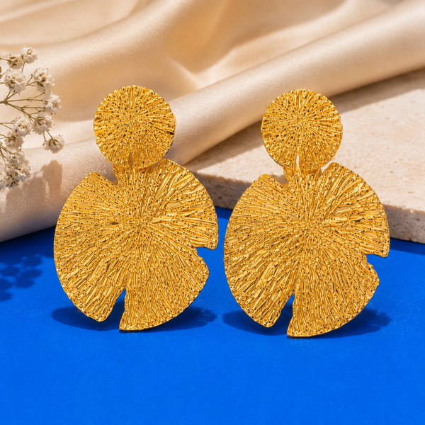Golden 🌼🌼flowers Earrings