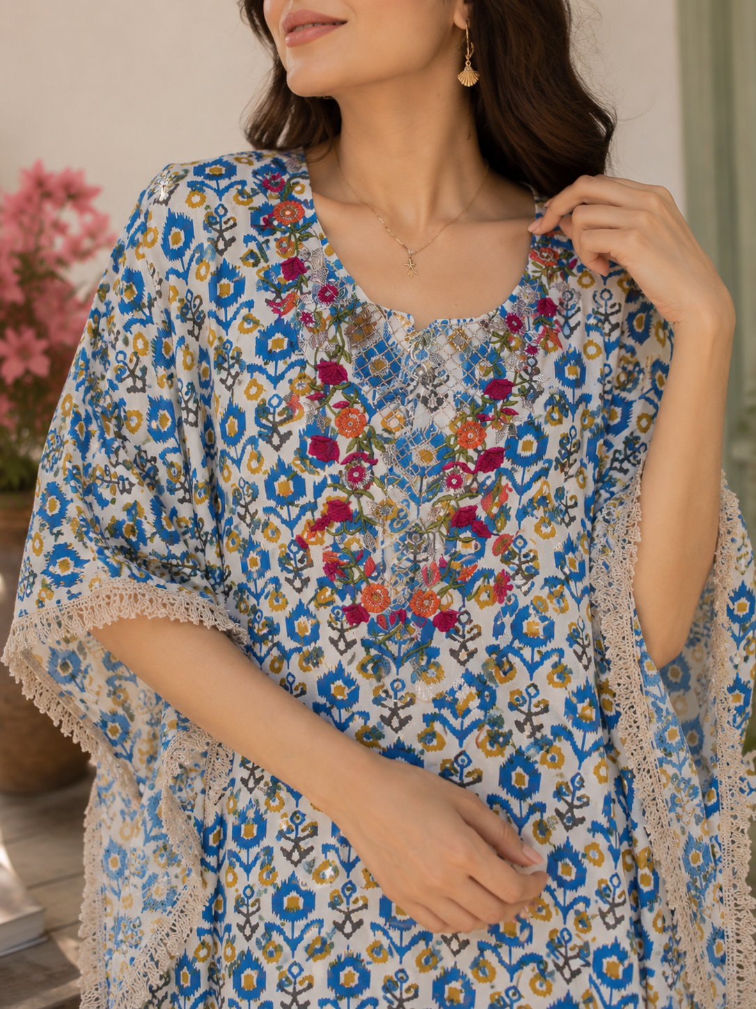 Vastrini💙label🏷️ Glow white Kaftan