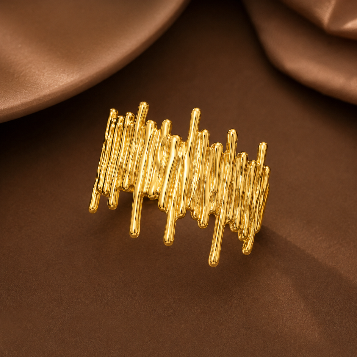Golden 🟡🫀Pulse RING💍